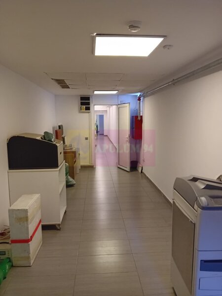 Spatiu 106 mp demisol, intrare separata, utilitati incluse